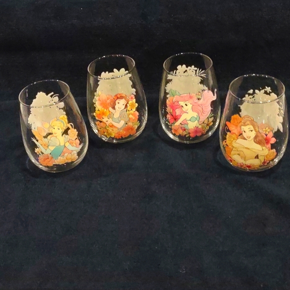 Set of 4 Disney Princess Stemless Wine Glasses - Picture 1 of 10